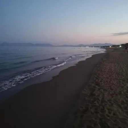Casa Yellow Sul Mare Con Accesso Privata Holiday home Paestum